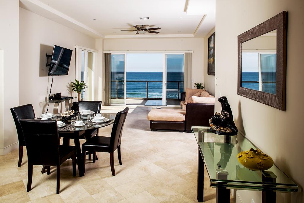 Playa Bonita Luxury Suites Росарито Стая снимка